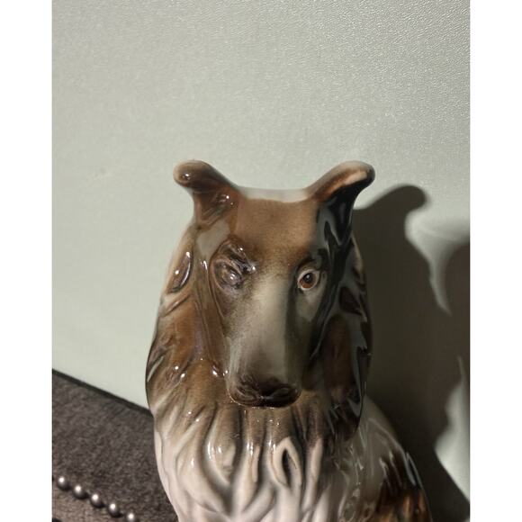 Signed BRASIL Sitting Collie Dog Figure, Painted Porcelain, 7" - Picture 16 of 16